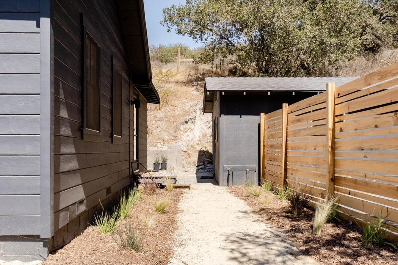 Wild Hair Studio-Stylish Farm Stay W Ev Charger أررويو غراندي المظهر الخارجي الصورة